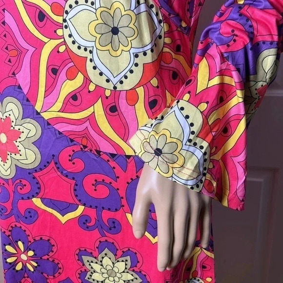 Disco vibe Dress ,M. artsy,floral,Bell sleeve,60’s vibe ,colorful ,cosplay EC - Picture 5 of 8